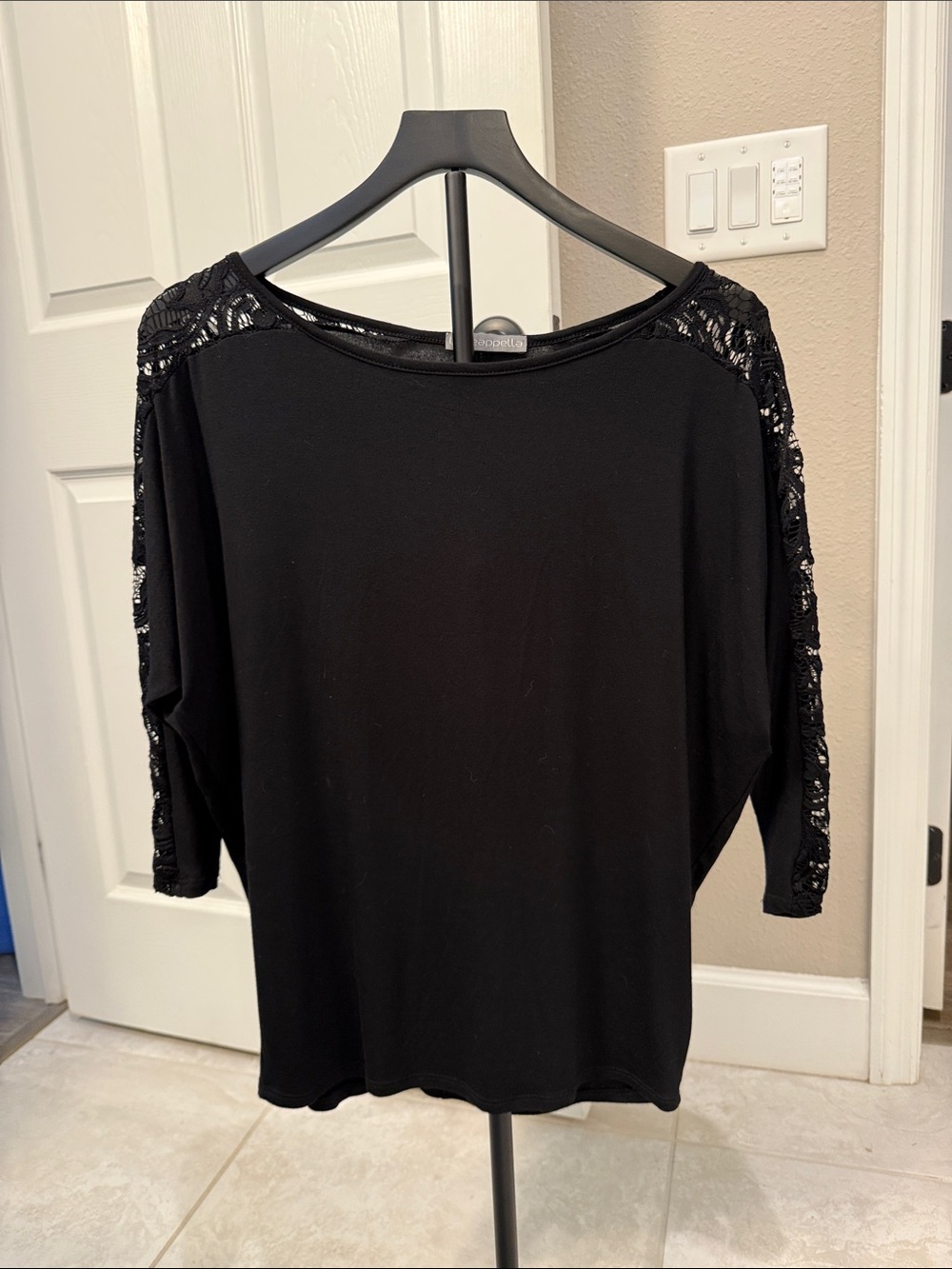 Black Lace-Trim 3/4  Sleeve Top